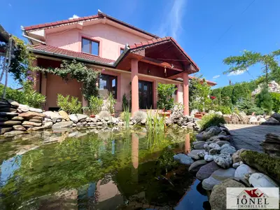 Vila de vanzare in Sebes - pretabila pentru doua familii