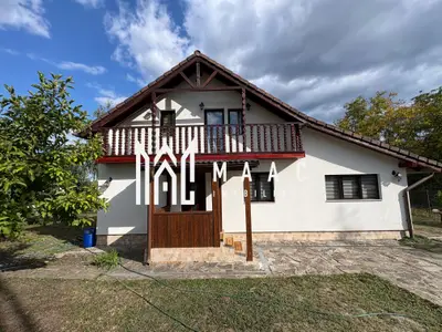 Casă 6 camere de vânzare | Sadu, Tocile | 160 mp | 1.500 mp