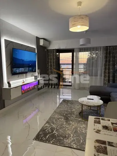 Apartament de închiriat - Zona Hotel Regal