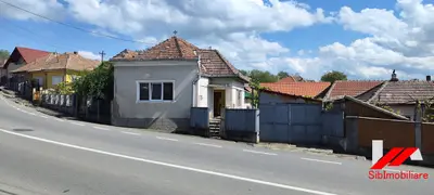 Casa 3 camere, curte , pod si pivnita, zona Hula(Simion Barnutiu)
