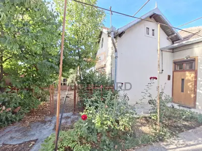 Casă cu teren de 772 mp, zonă exclusiv de case – Gheorgheni / Andrei Mureșanu