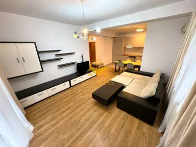 2 camere, Andrei Muresanu, Grand Hotel Italia, Trifoiului, Parcare