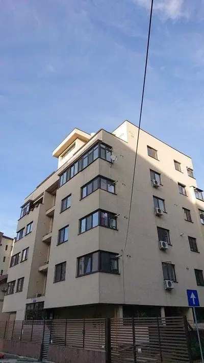 Apartament 5 camere 13 Septembrie