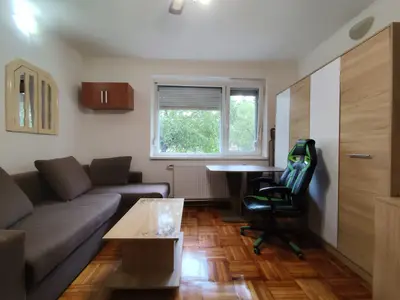 Apartament 2 camere, semidecomandat, ultracentral, Oradea – INCHIRIERE