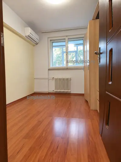 Brancoveanu 3 camere decomandat bloc anvelopat Sect 4