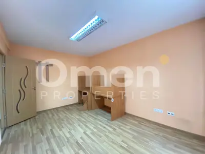 Apartament cu 2 camere, la etaj intermediar, situat Ultracentral