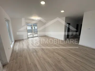 Casa cu 4 camere, 110 mp, Zona Unirii