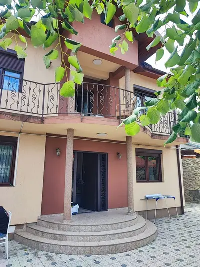 Vand Vila deosebita P+1 Barbu Bradescu nr 35 sector 2