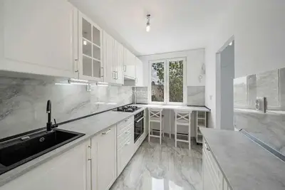 Apartament 3 camere decomandat + boxa - Drumul Taberei