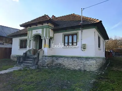 Casă și teren de vânzare Polovragi - Racovița