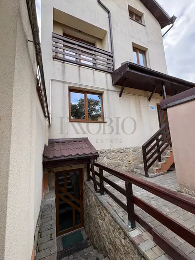 Spațiu Vila 260 mp | Curte 230 mp | Apărătorii Patriei
