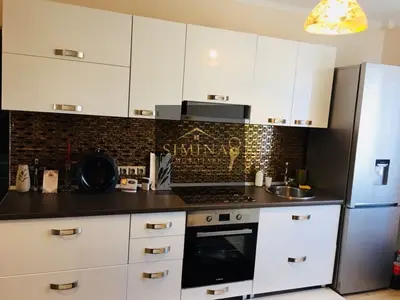 Apartament 3 Camere, De Închiriat, Str Banat, Tudor