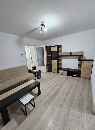 Apartament cu 2 camere Aleea Săvinești--central  renovat