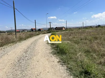 Teren intravilan cu toate utilitatile, 24ml deschidere, zona Micesti