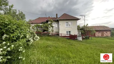 Casă la țară cu 2.500 mp teren și anexe, Ulieș — comuna Râciu