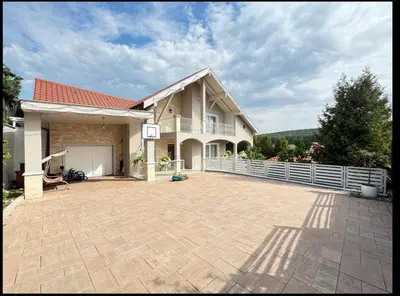 Casa Premium 6 camere,5 băi, Piscină, saună, 768 mp teren,