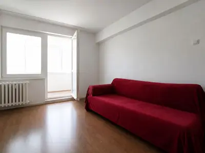 Apartament 2 camere, decomandat, Cartier Nufarul, Oradea – INCHIRIERE