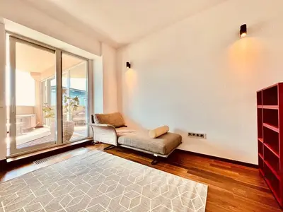 Apartament premium de închiriat, cu terasă panoramică și acces SPA