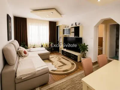 De vânzare apartament 3 camere Arinului