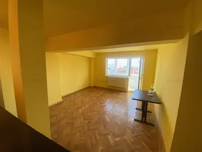Vand ap. co 4 cam.in zona ULTRACENTRAL