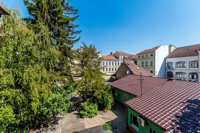 Apartament 3 camere lângă Parcul Copiilor | Etaj 1 | Fațadă renovată