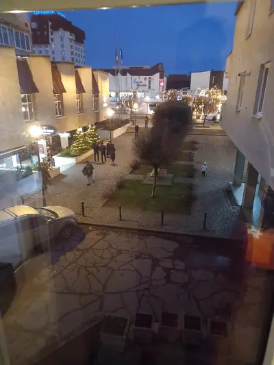 Vand ap, cu 4 cam in zona ULTRACENTRAL.