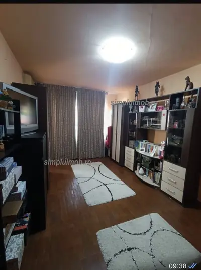 Decomandat 2 Camere Metrou Lujerului