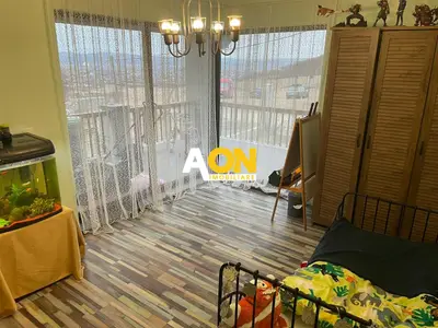 Casa de Vanzare, Moderna, Panorama Excelenta, 340 MP Utili