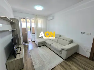 Apartament cu 3 Camere, Complet Mobilat, Bloc Nou, Zona Centru