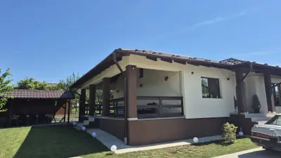 Casa pe un singur nivel, Criseni