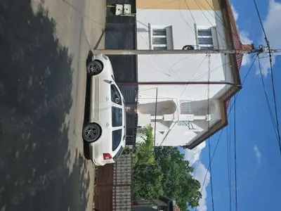 Casă de vânzare