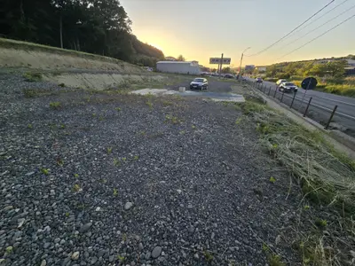 Teren 2500 mp cu deschidere de 65 m la E 60