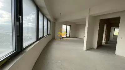 Bloc 2021| 94 mp decomandat| | Calea Floresti , Zona Manastur-VIVO!|