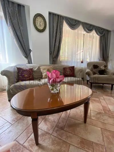 Vilă – Facultatea de Arte | 450 mp | 10 camere (S+P+2)