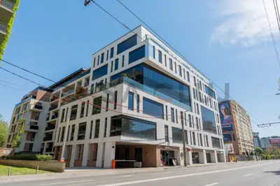 Birou Clasa A, 207 mp, complet finisat — M-Avenue, la 500 m de Iulius Mall