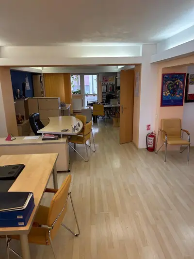 Apartament de vânzare str. Nerva Traian lângă școala 81