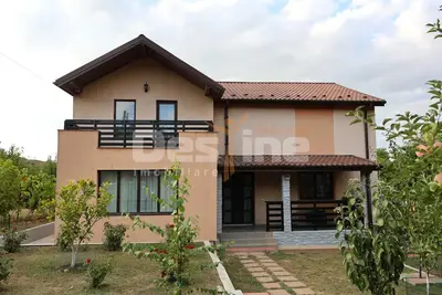Casă spațioasă P+E, 179 mp, teren 600 mp | Tomești – lângă pădure