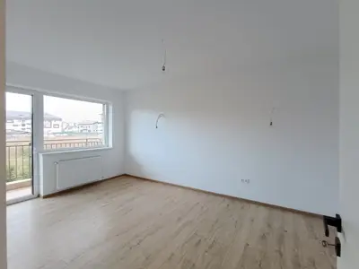 Vanzare apartament nou 2 camere Intabulat nou nelocuit zona Tractorul
