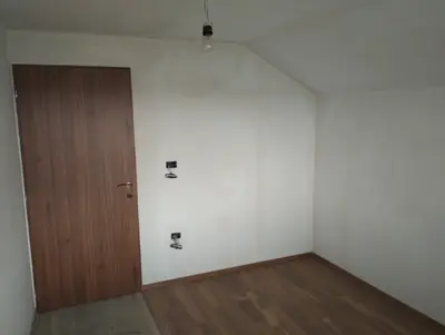 Casa 5 camere, Zona Burdujeni