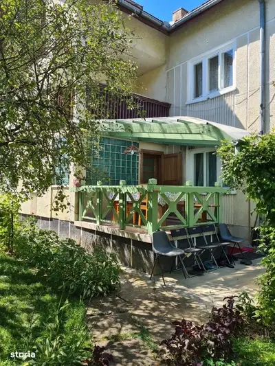 Proprietate ideală pentru iubitori de natura sau pentru o afacere într-o zonă cu potențial.