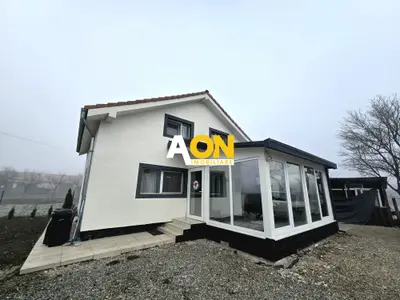 Casa 3 Camere, 2 Bai, 670mp Teren