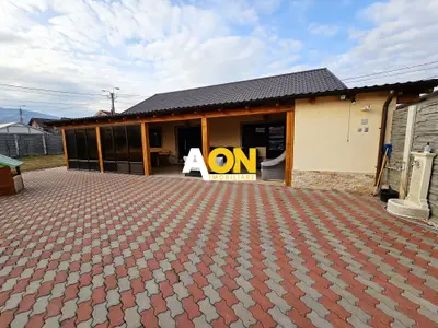 Casa 3 camere, mobilata, utilata, 463 mp teren, garaj Micesti
