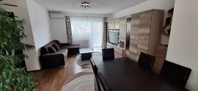 Apartament etajul 3, Livada Meses