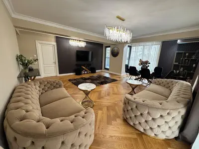 Apartament 3 Camere Parter 111mp utili + 160mp curte Baneasa-Aviatiei