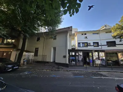 Spațiu comercial stradal | Dacia | Echipamente gelaterie incluse