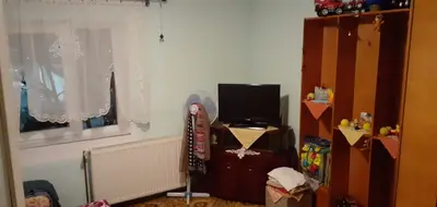 BRASADAS vinde ap 3 cam etaj 4/4 lângă Economic.