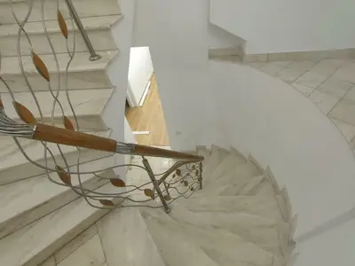BDUL DACIA, PIATA GEMENI,  2 etaje SPATIU BIROURI