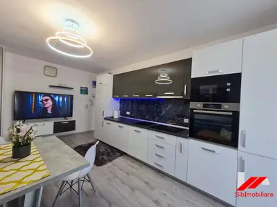 Apartament 3 camere utilat de LUX , nou , balcon , birou , zona Selimbar