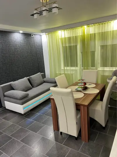 Apartament 2 camere, renovat complet, gata de mutat