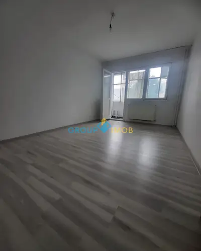 Apartament 2 decomandate Milcov